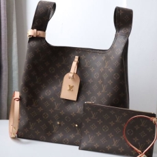 LV Shopping Bags